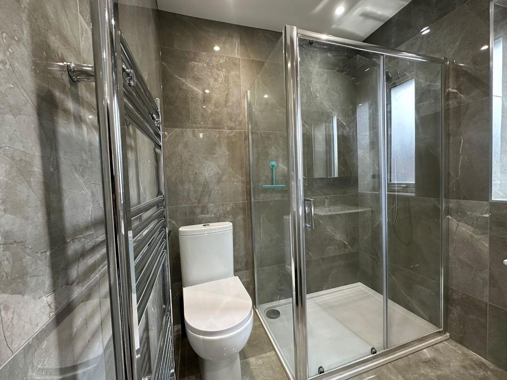 Additional image 9 of 8 bed property to rentRockley Road, Luton LU1