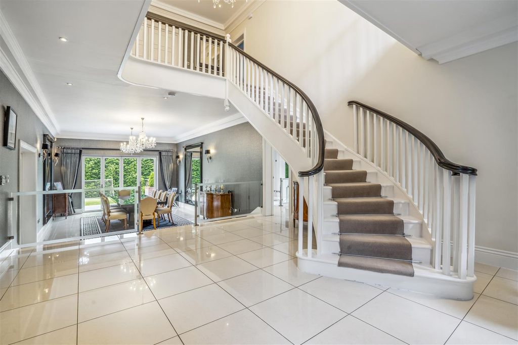 Additional image 11 of 5 bed detached house to rentBrockenhurst Road, Ascot SL5