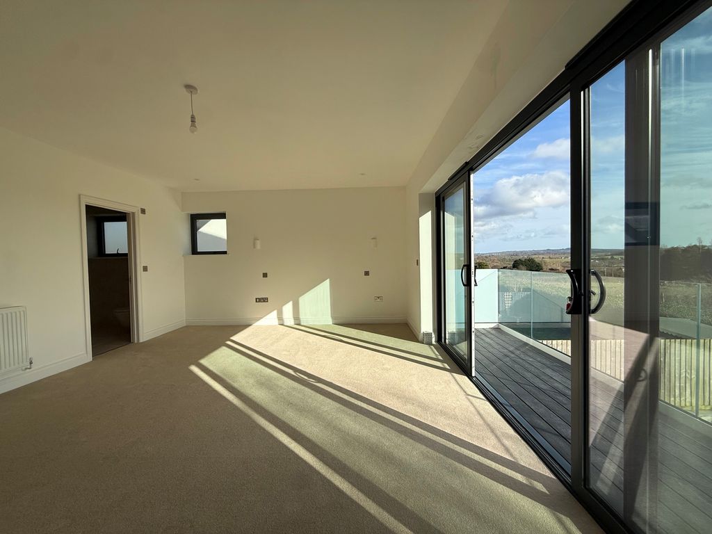 Additional image 21 of 5 bed detached house to rentOld Rydon Lane, Exeter EX2