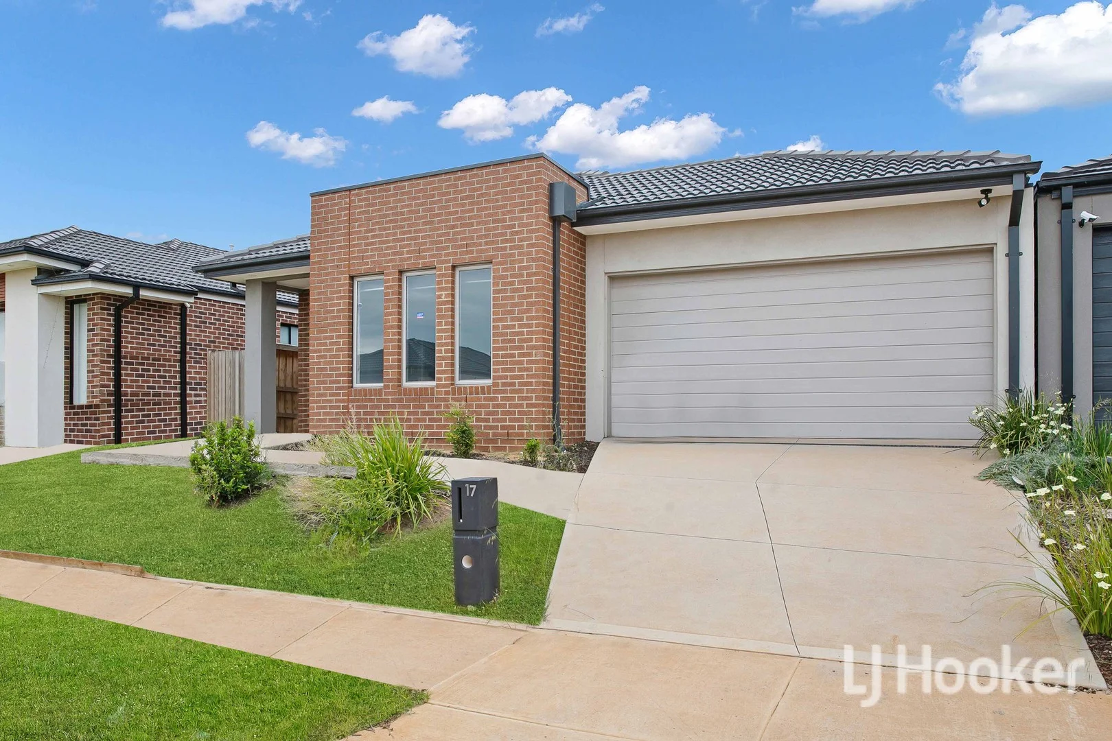 17 Babina Avenue, Melton South VIC 3338