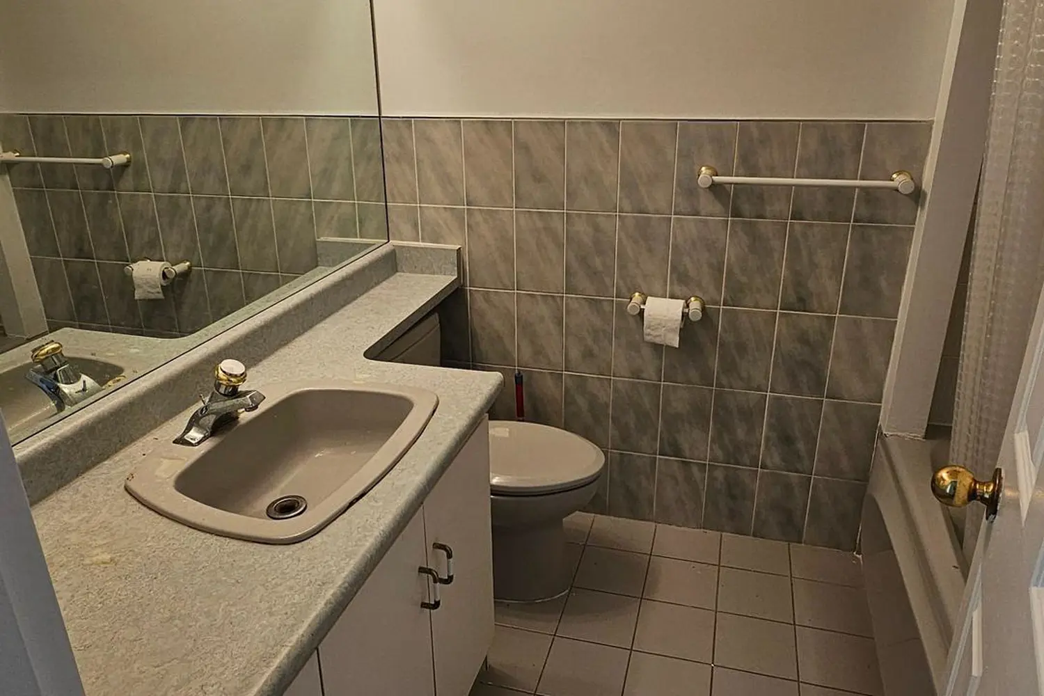 Additional image 8 of 2155 Burnhamthorpe Road 1103