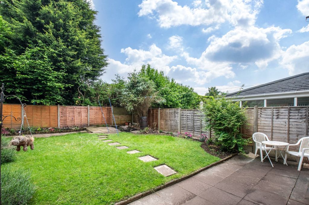 Additional image 12 of 3 bed semi-detached house to rentFulton Close, Bromsgrove, Worcestershire B60