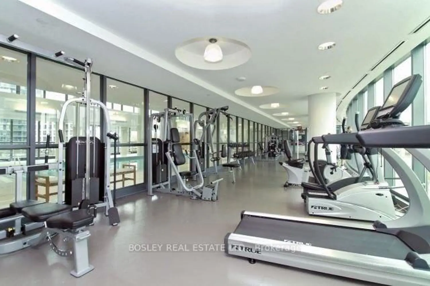 Additional image 17 of 209 Fort York Boulevard 468