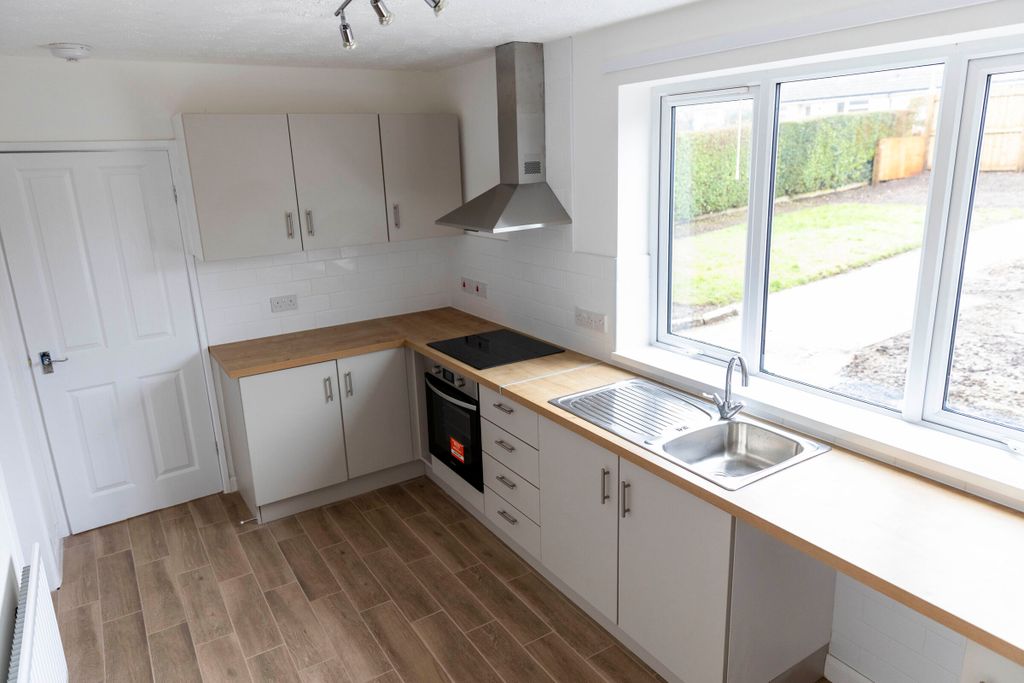 Additional image 14 of 3 bed semi-detached house to rentHarp Lane, Telford TF4