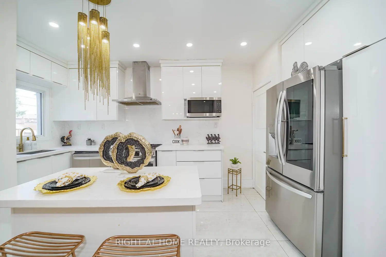 Additional image 8 of 174 Aylesworth Avenue