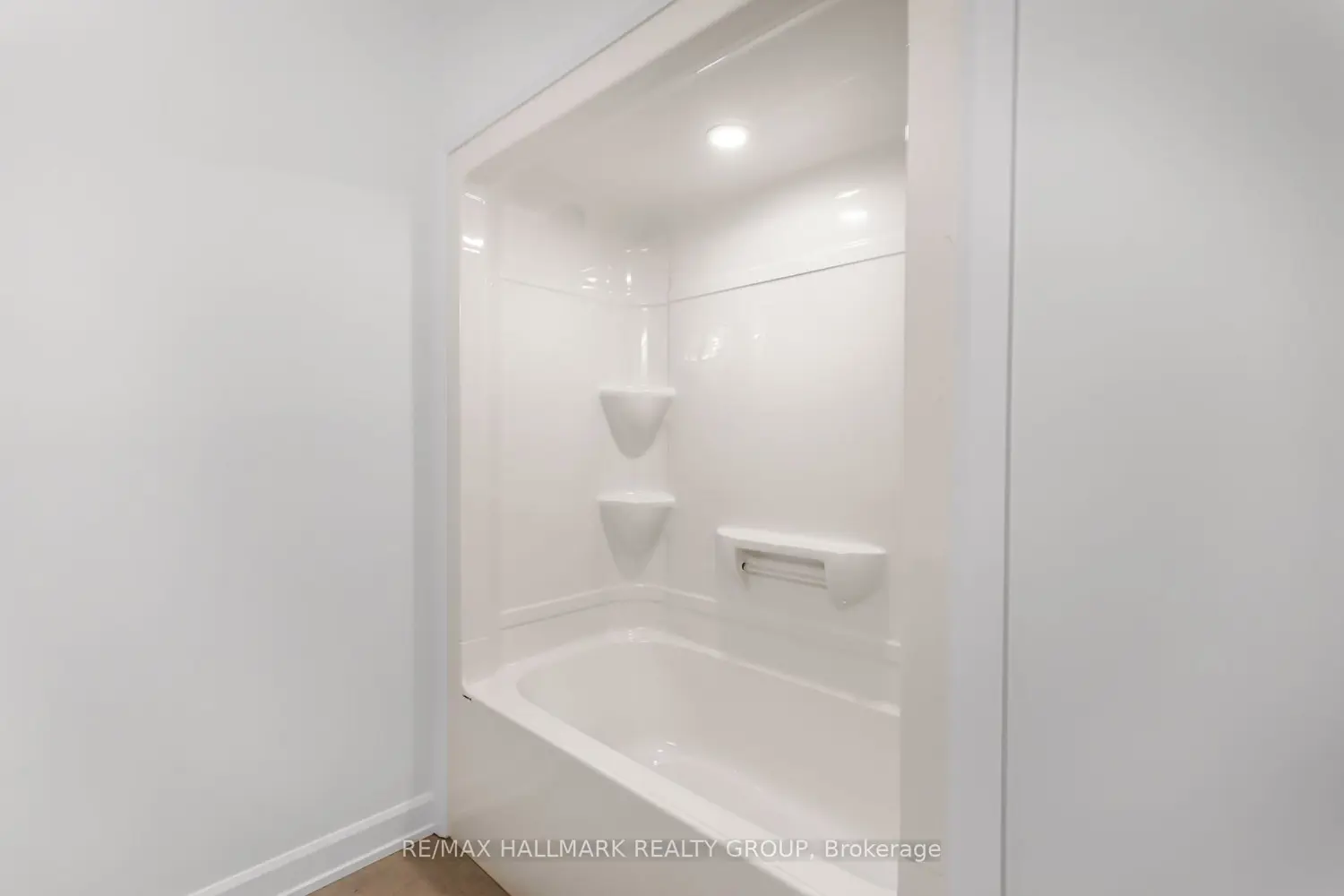 Additional image 14 of 308 Zakari Street