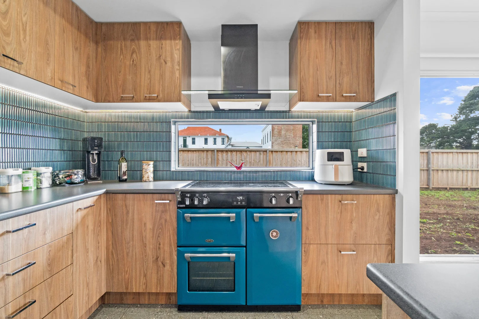 Additional image 4 of 27 Lyons Street, Rosedale VIC 3847