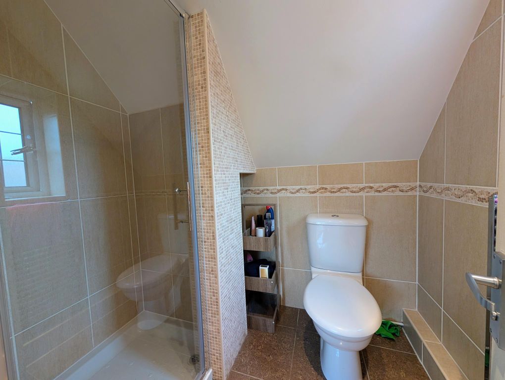 Additional image 8 of 4 bed property to rentRussell Gardens, Old Tupton, Chesterfield S42