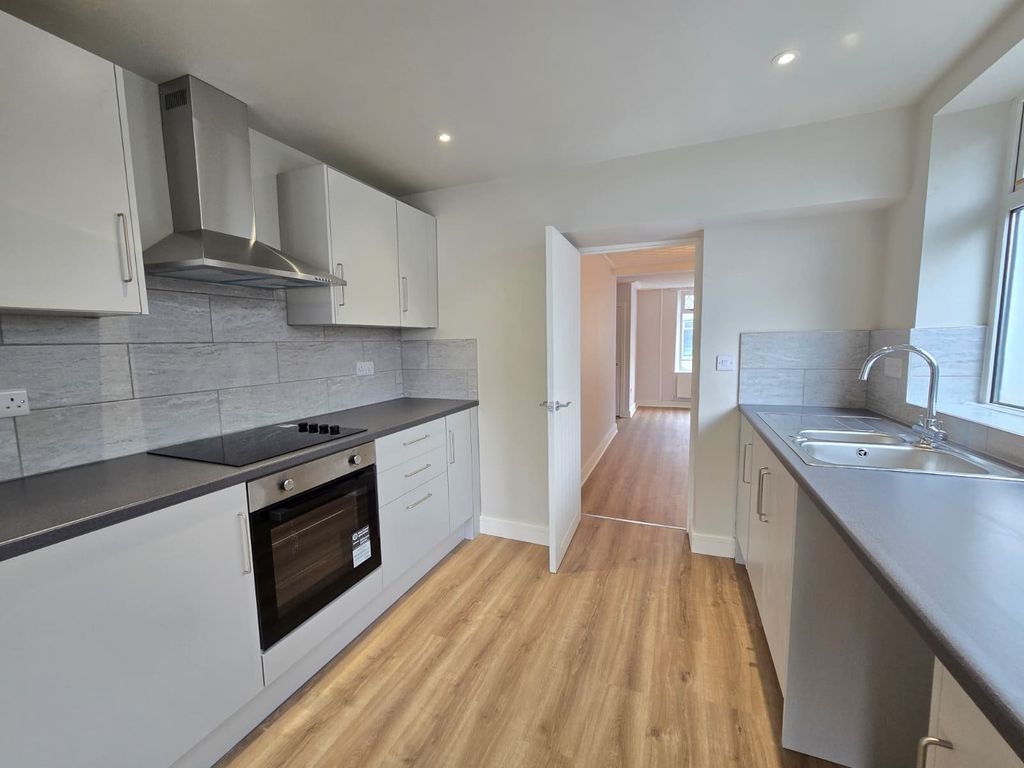 Additional image 2 of 2 bed terraced house to rentWest Street, Bargoed CF81
