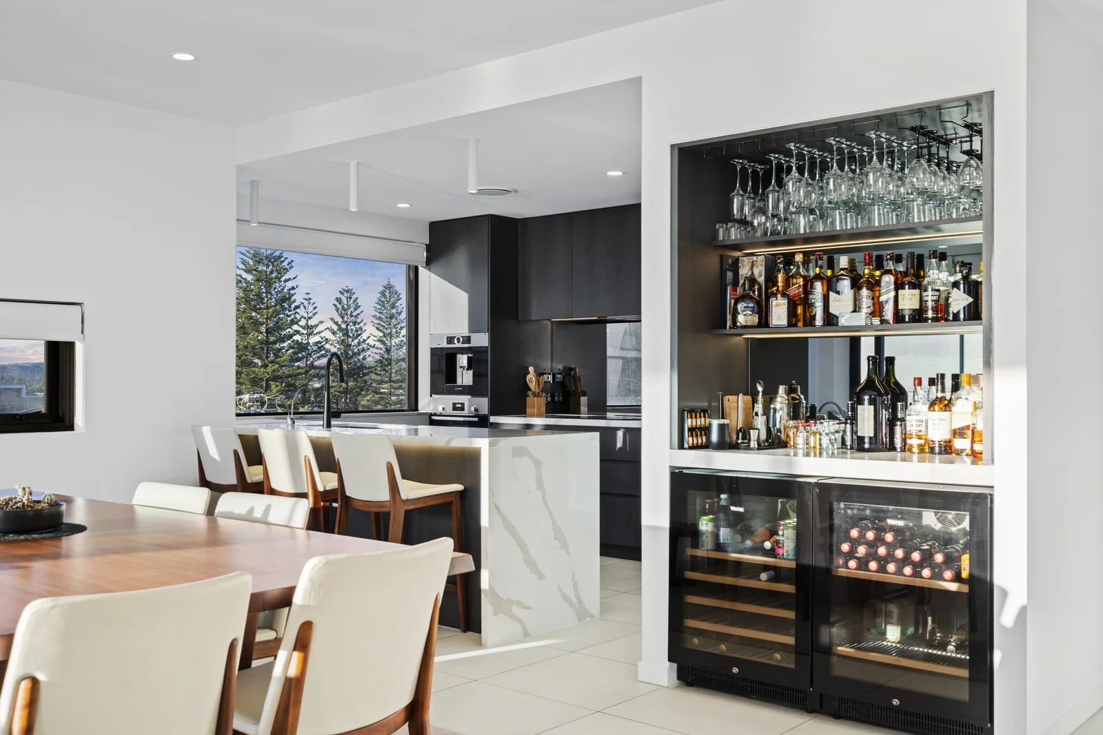 Additional image 7 of 504/3 Twenty Third Avenue, Palm Beach QLD 4221