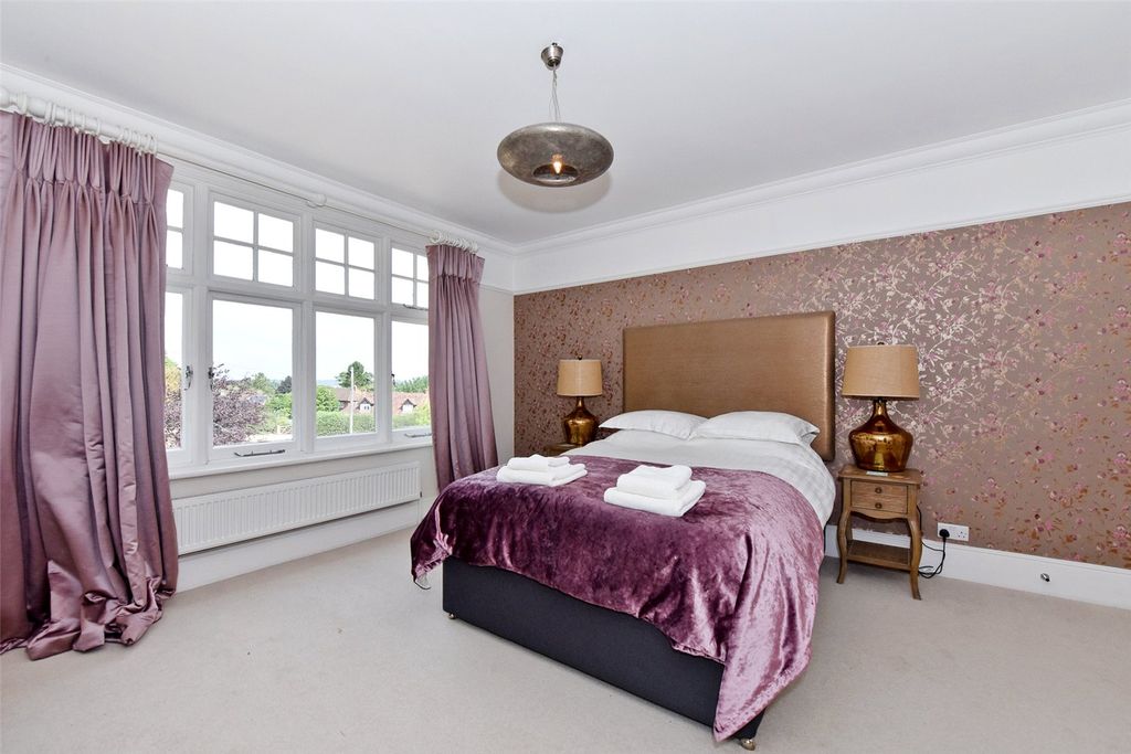 Additional image 7 of 6 bed detached house to rentChurch Road, Cookham, Maidenhead, Berkshire SL6
