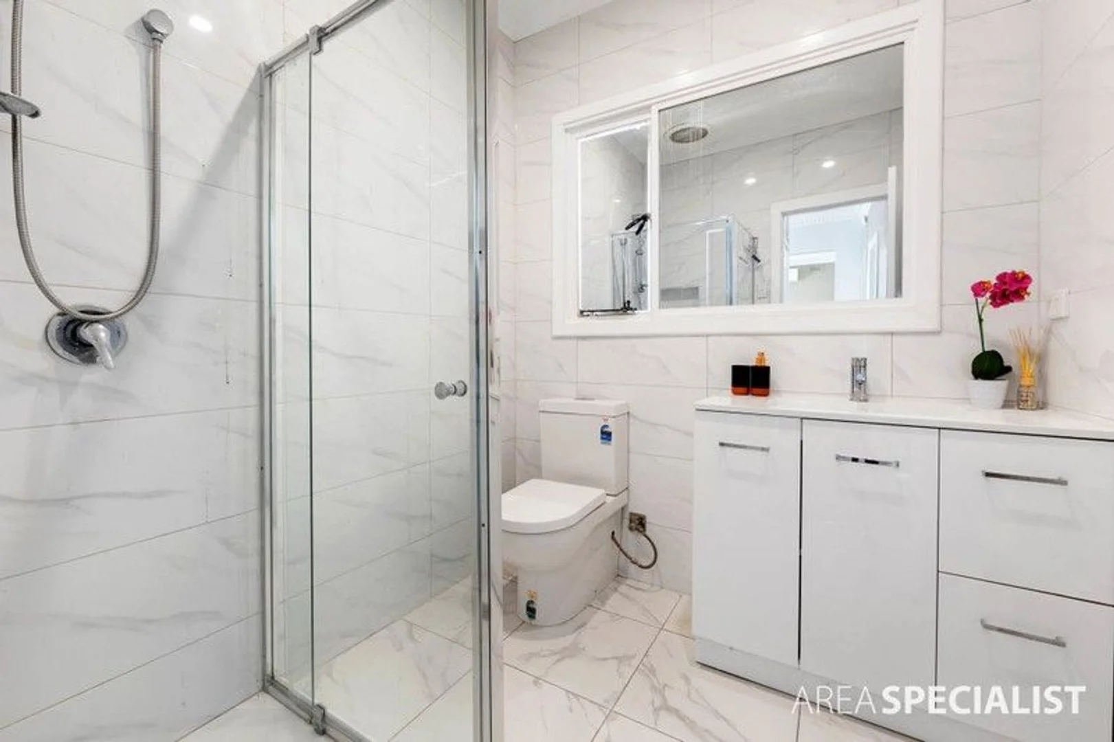 Additional image 11 of 303 Main Road East, St Albans VIC 3021