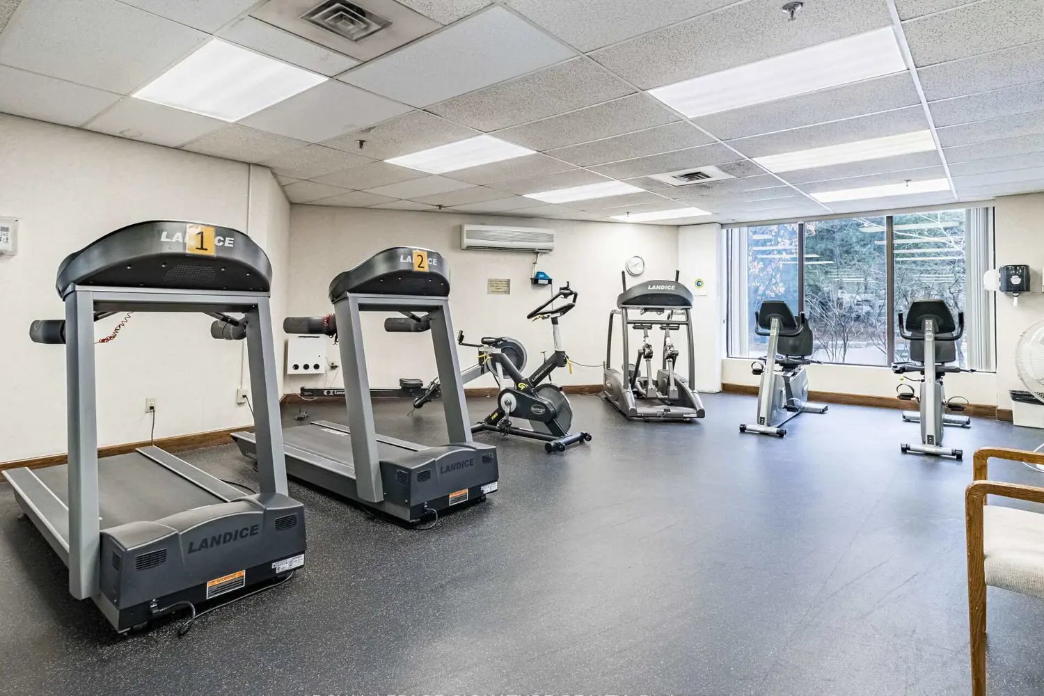 Additional image 16 of 24 Hanover Road 2204