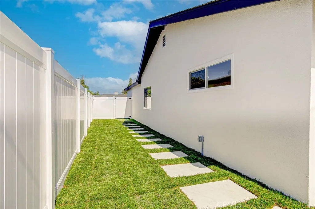 Additional image 50 of 2433 Littleton Pl, Costa Mesa, CA 92626