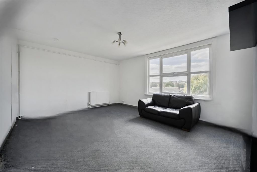 Additional image 3 of 1 bed flat to rentBurford Road, Evesham WR11