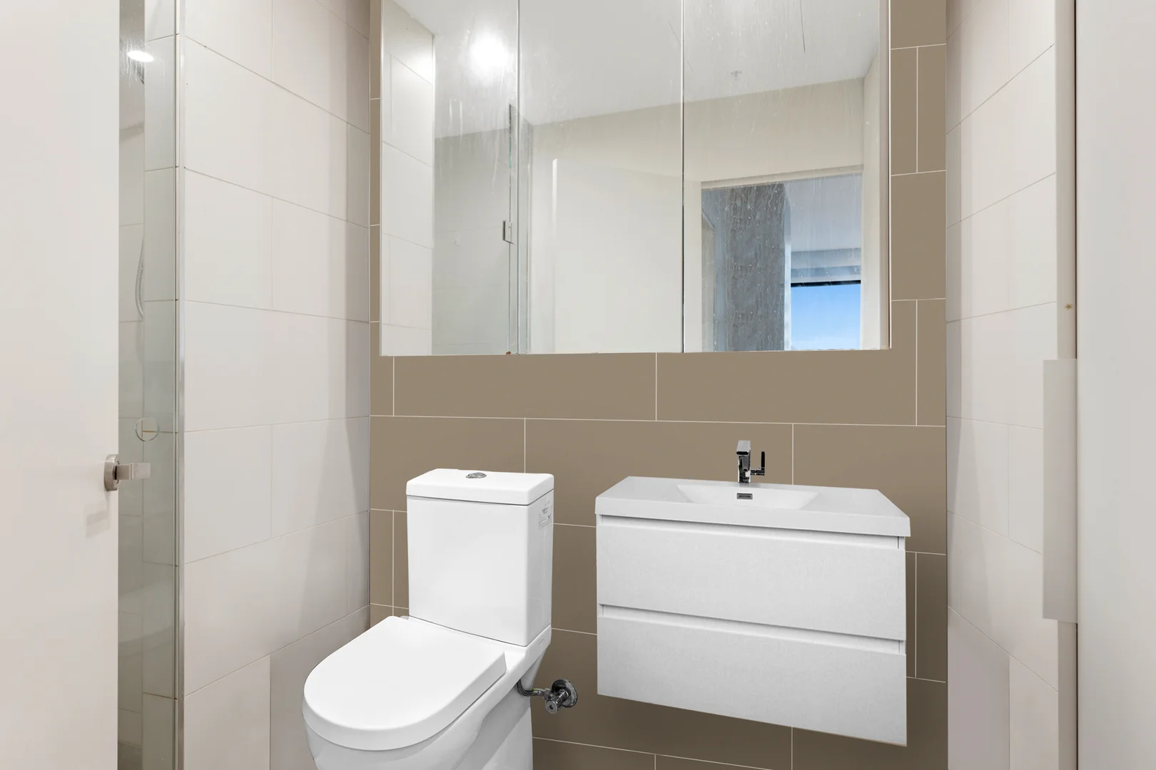 Additional image 4 of 1306/8 Pearl River Rd, Docklands VIC 3008