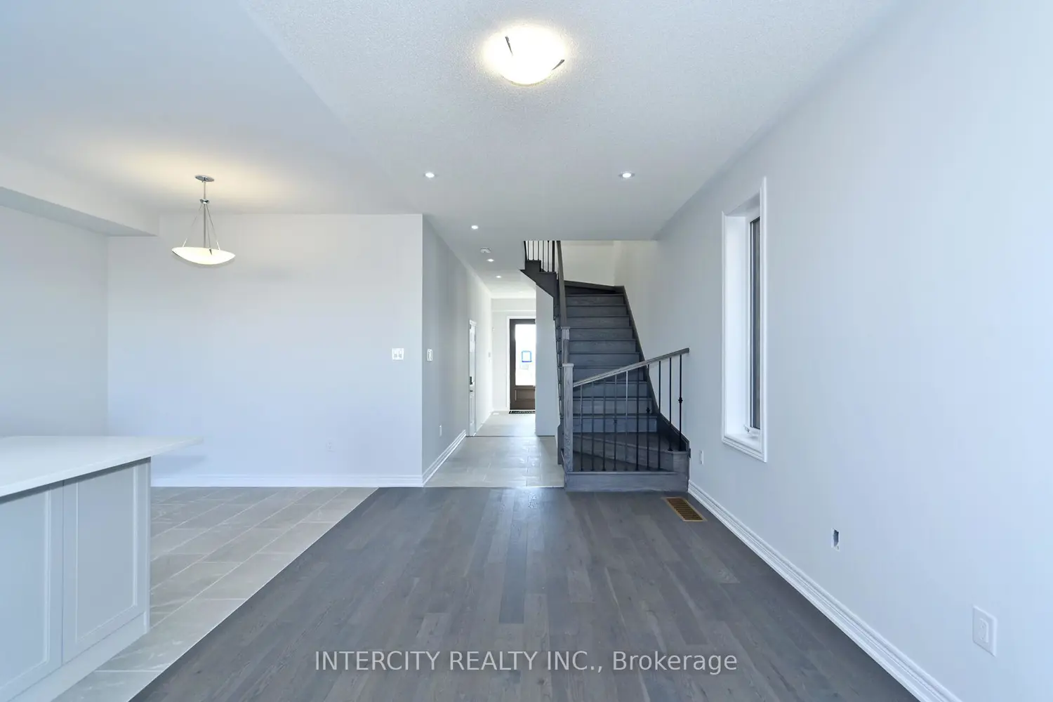 Additional image 6 of 158 Mumbai Drive