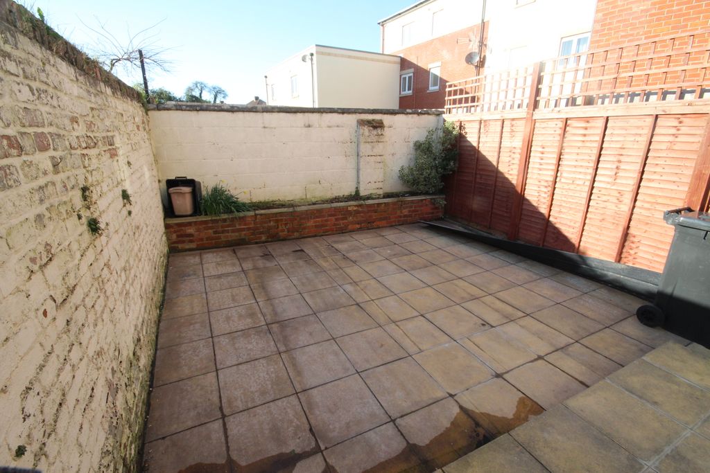Additional image 9 of 2 bed terraced house to rentTaunton Road, Bridgwater TA6