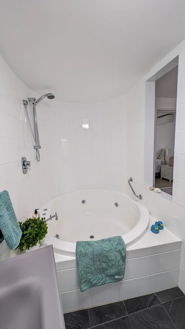 Additional image 11 of Urangan QLD 4655