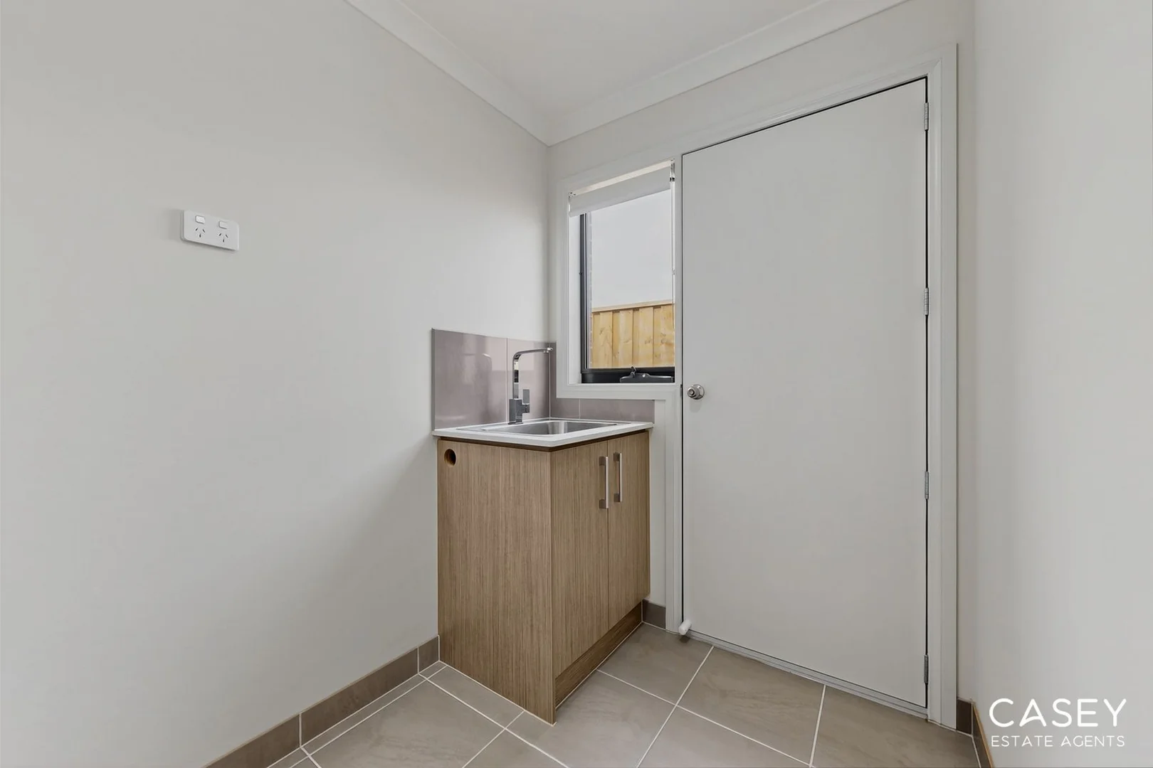 Additional image 12 of 16 Kenmore Way, Clyde North VIC 3978