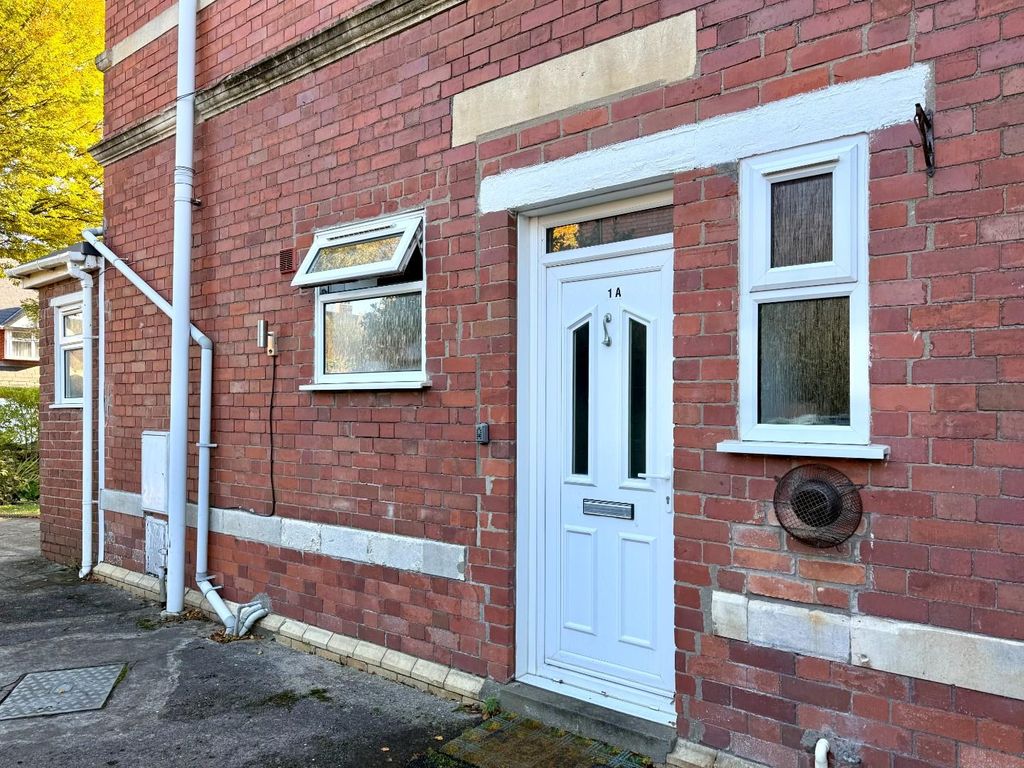 Additional image 16 of 2 bed flat to rentRosebery Place, Penarth CF64