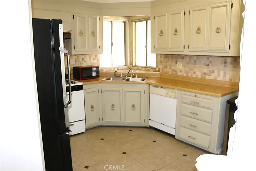 Additional image 9 of 3595 Santa Fe Avenue Unit 19, Long Beach, CA 90810