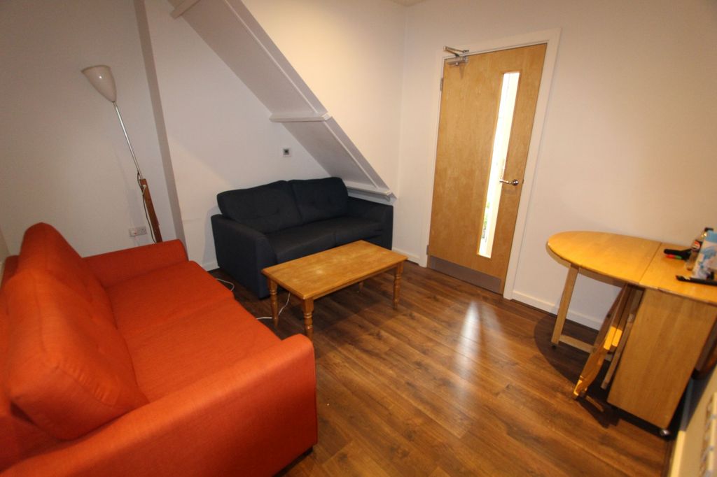 Additional image 2 of 4 bed flat to rentEcclesall Road, Sheffield S11