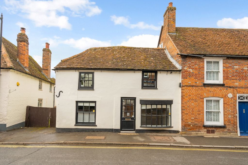 2 bed cottage to rentSwan Street, Kingsclere, Newbury RG20