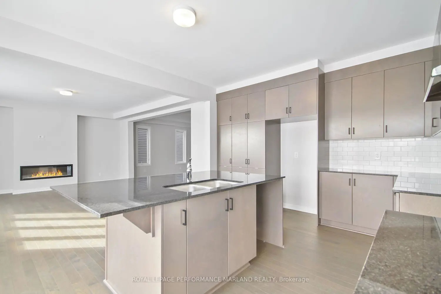 Additional image 5 of 655 Fenwick Way