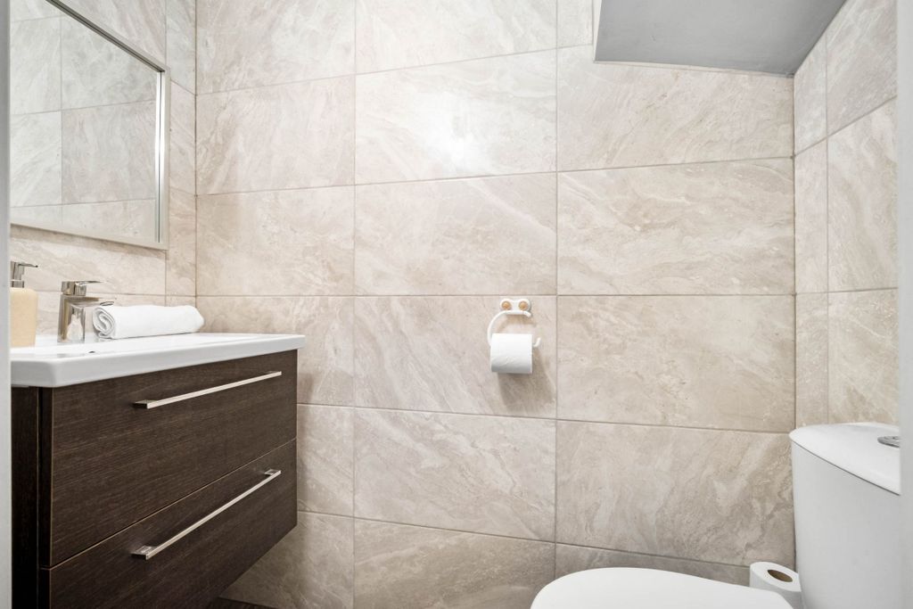 Additional image 68 of 5 bed semi-detached house to rentBrooklands Road, Hall Green, Birmingham B28