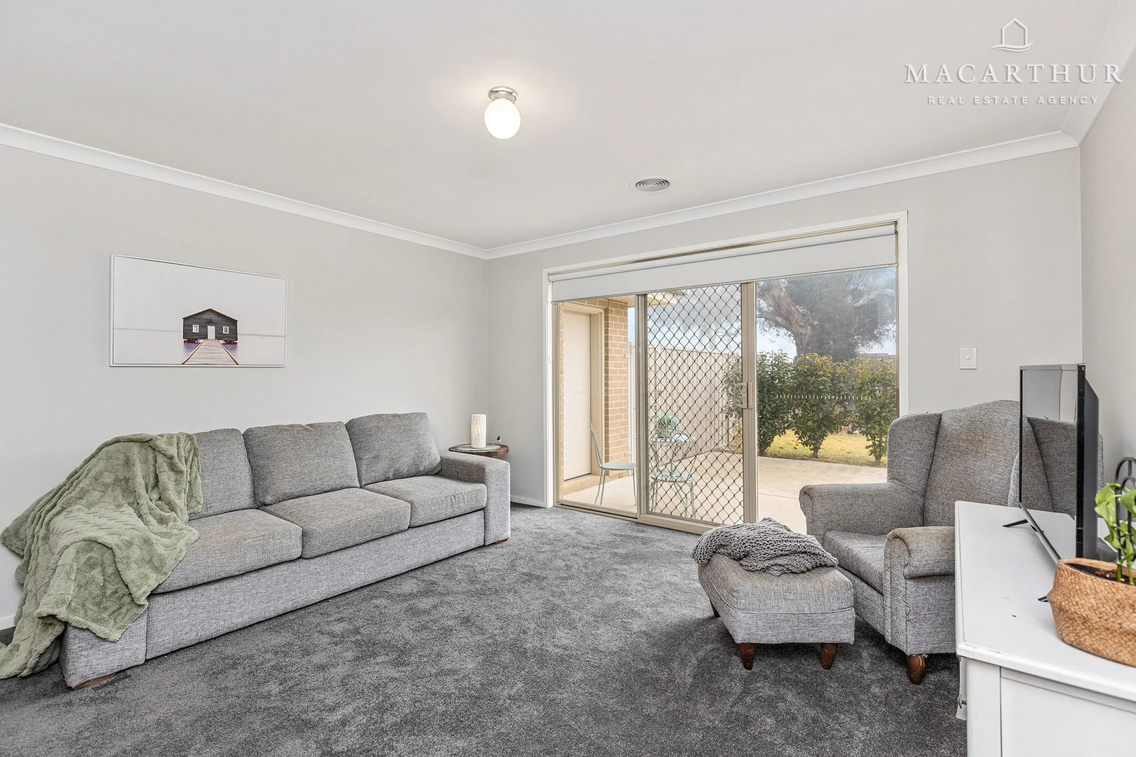 Additional image 11 of 14 Plunkett Drive, Lake Albert NSW 2650