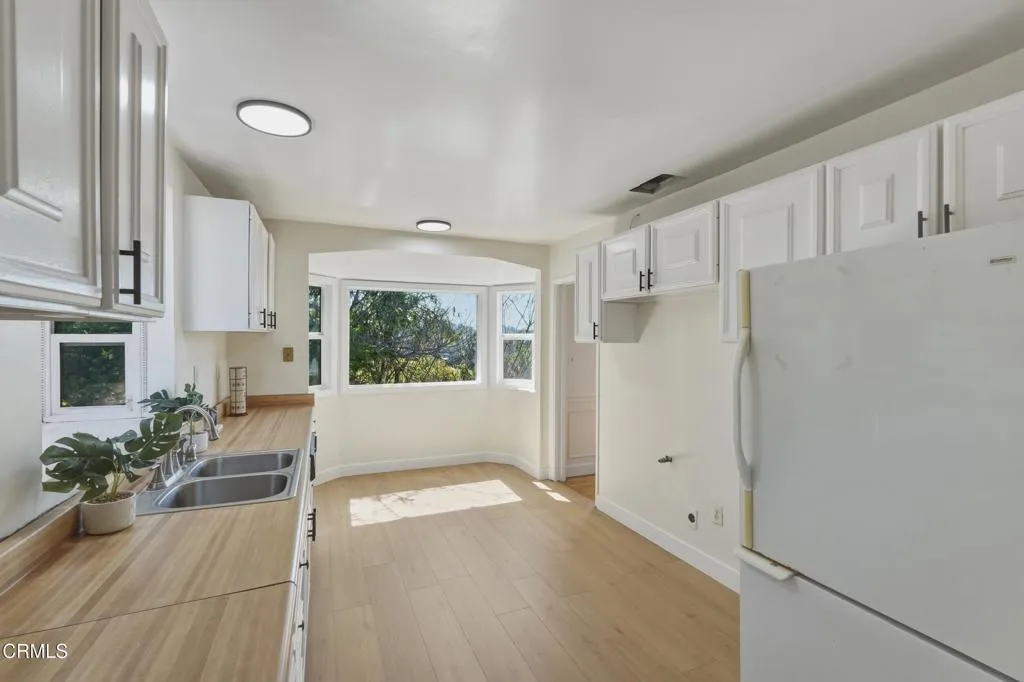 Additional image 14 of 3666 Roderick Road, Los Angeles, CA 90065