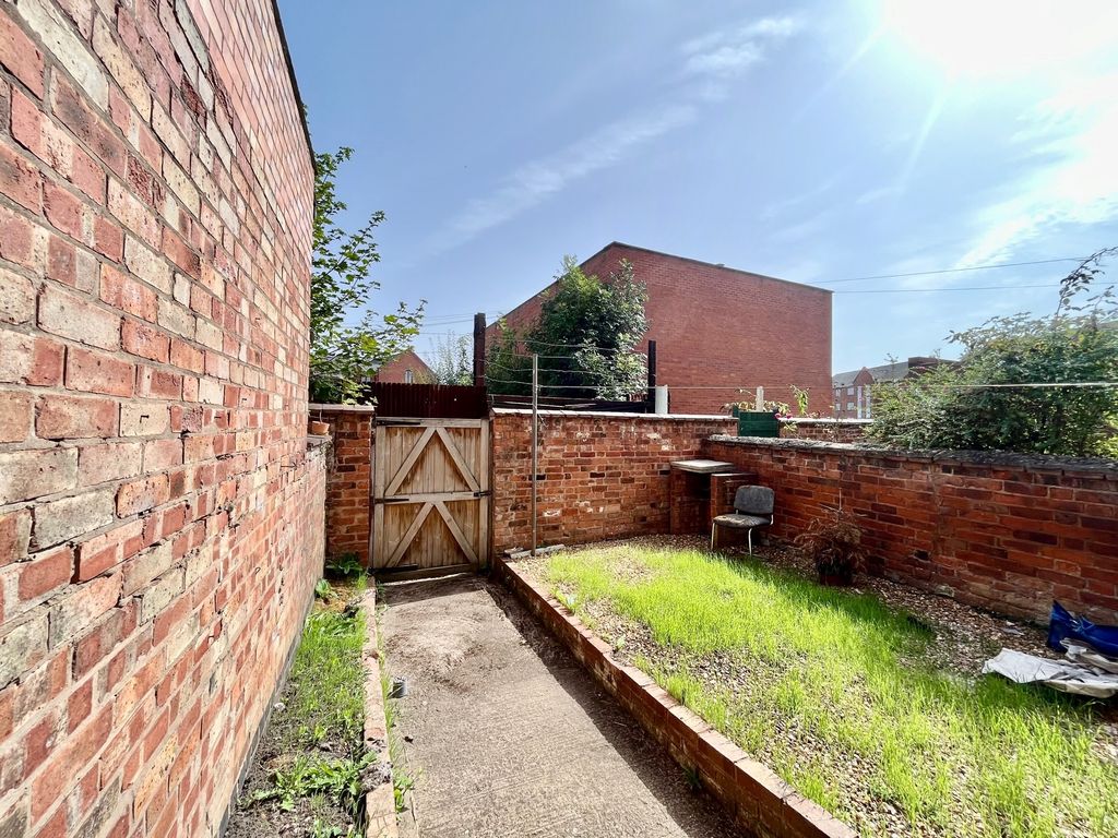 Additional image 15 of 6 bed terraced house to rentTachbrook Road, Leamington Spa CV31