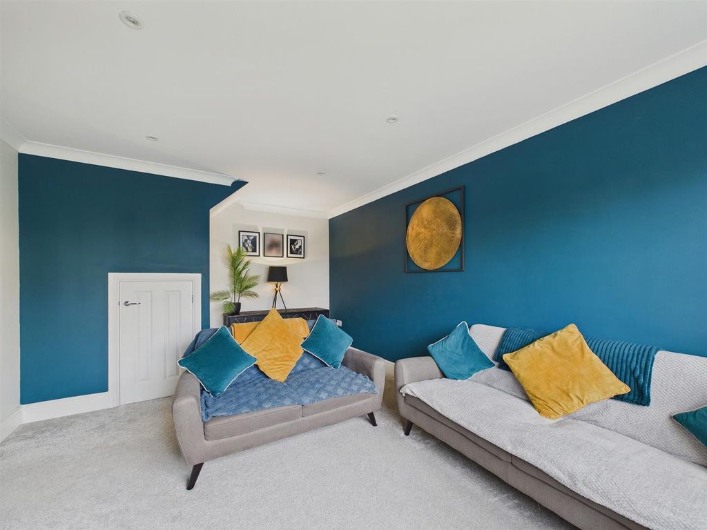 Additional image 3 of 4 bed detached house to rent4 Bay Tree Close, Upton-Upon-Severn, Worcester WR8