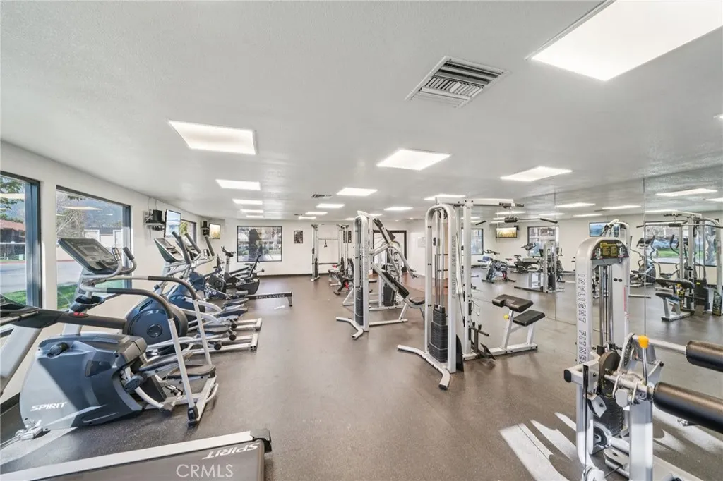 Additional image 53 of 1265 Kendall Dr Unit 221, San Bernardino, CA 92407