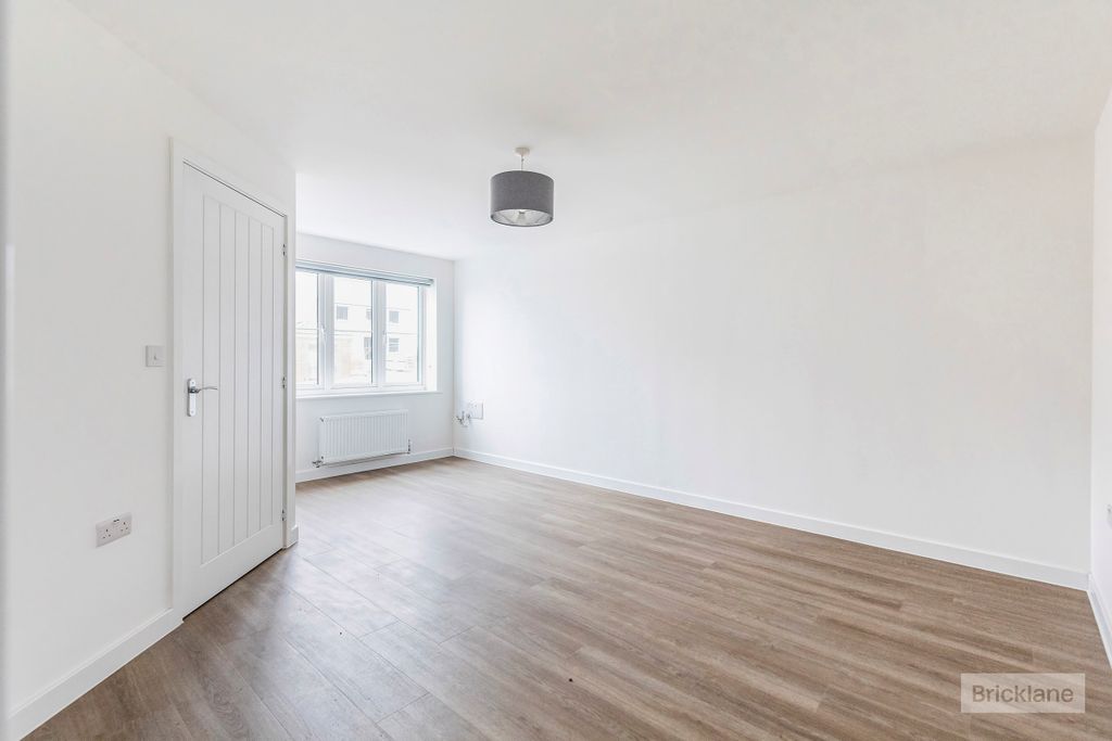 Additional image 5 of 3 bed end terrace house to rentAirfield Way, Corby NN17