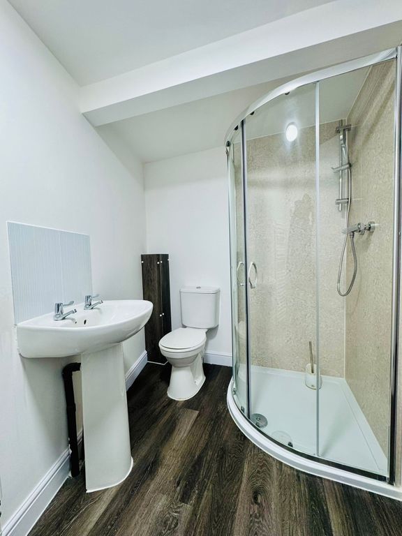 Additional image 9 of 6 bed property to rentMilton Road, Luton LU1