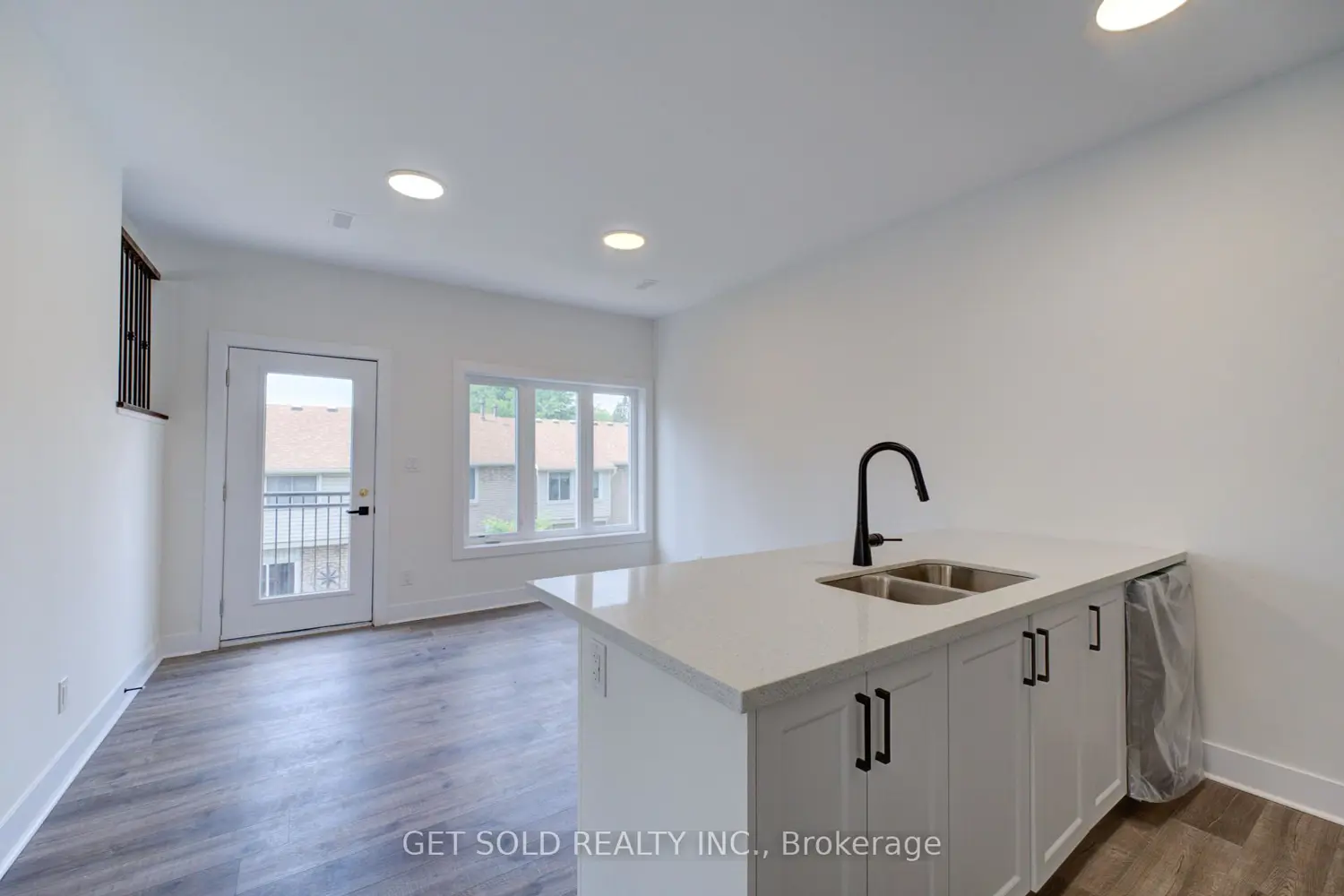 Additional image 6 of 6701 Thorold Stone Road 9