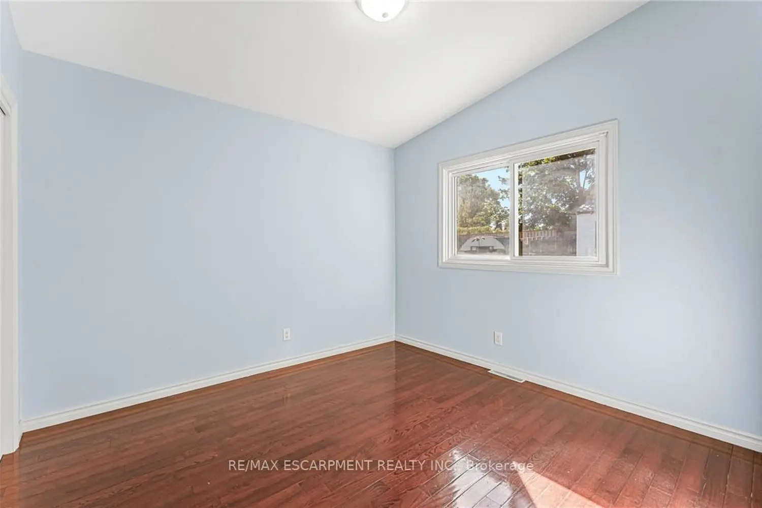 Additional image 11 of 6122 Mayfair Drive