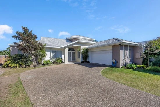 42 Blair Athol Crescent, Sorrento QLD 4217