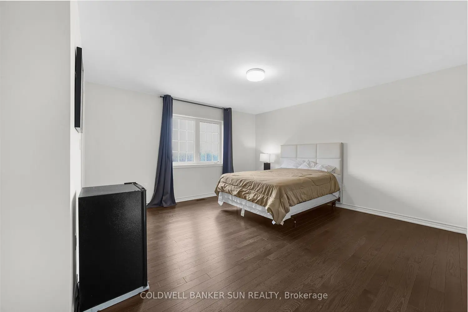 Additional image 14 of 15 Hummingbird Grove