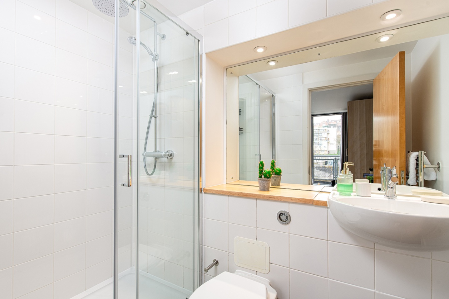 Additional image 11 of 3 Bed Flat, Hamilton Court, BS2, N1 7GU