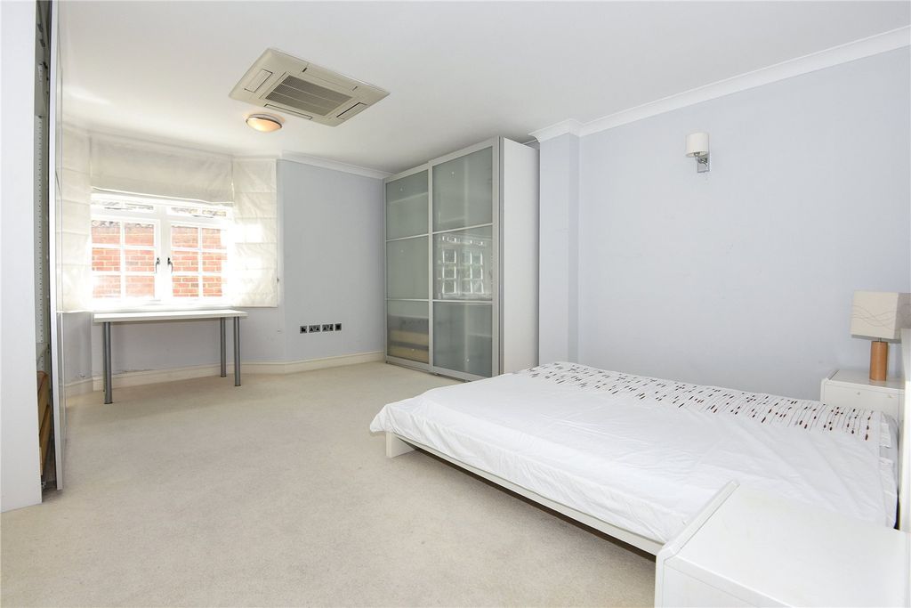 Additional image 6 of 3 bed flat to rentKing Stable Street, Eton, Windsor, Berkshire SL4