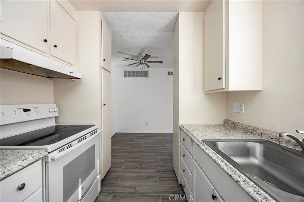 Additional image 16 of 2900 Madison Avenue Unit C21, Fullerton, CA 92831