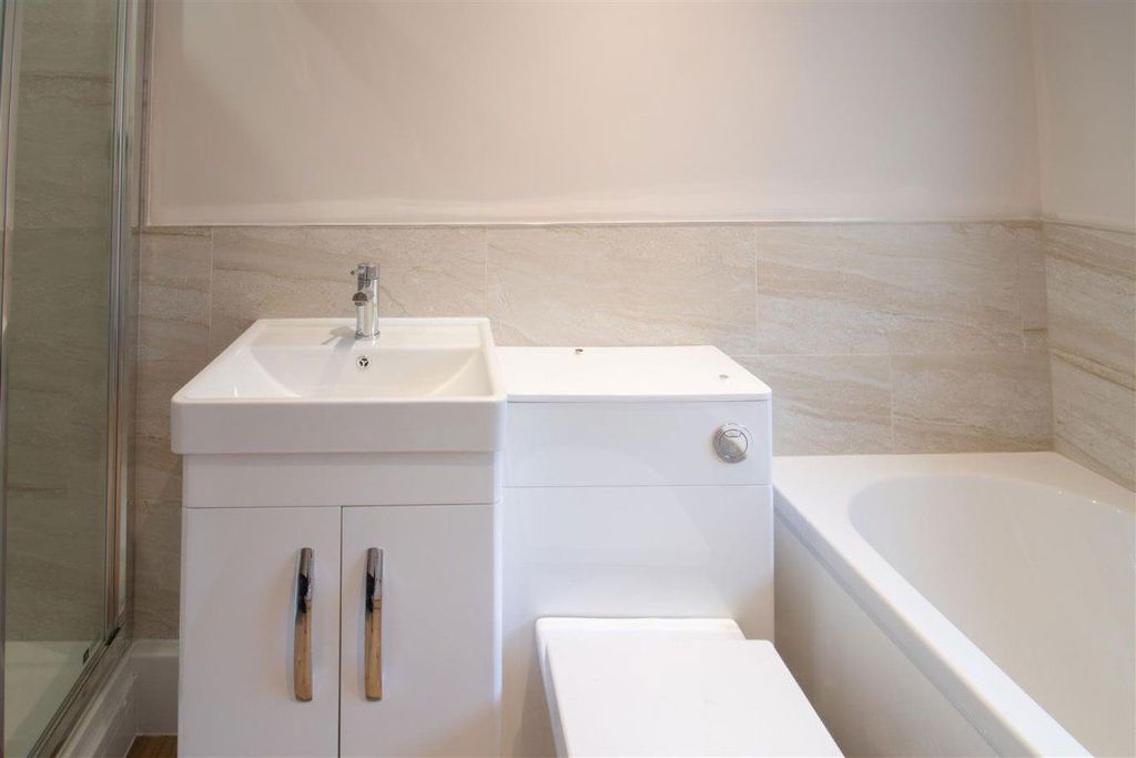 Additional image 23 of 3 bed property to rent22 David Street, Blackwood NP12