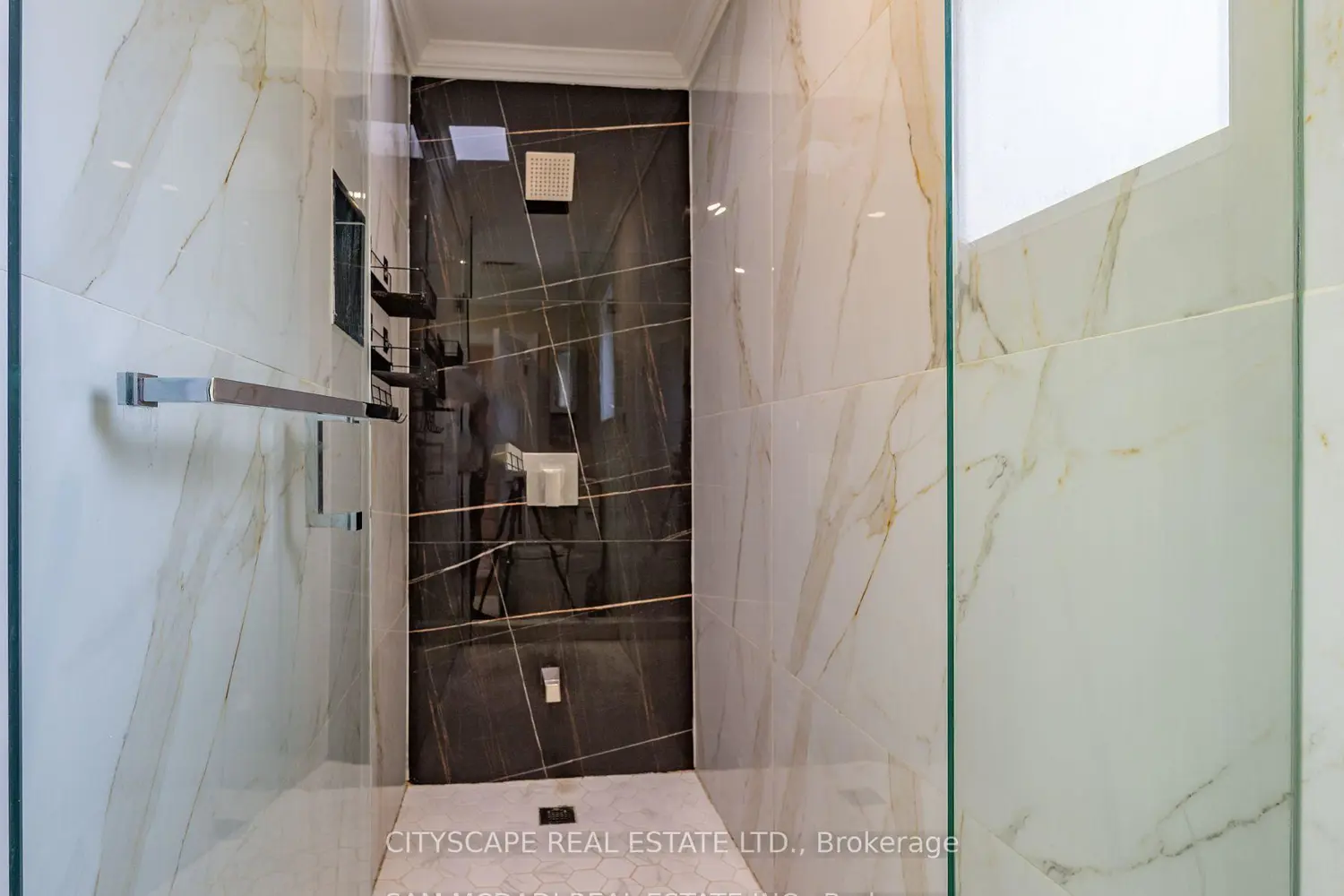 Additional image 17 of 1270 Saginaw Crescent