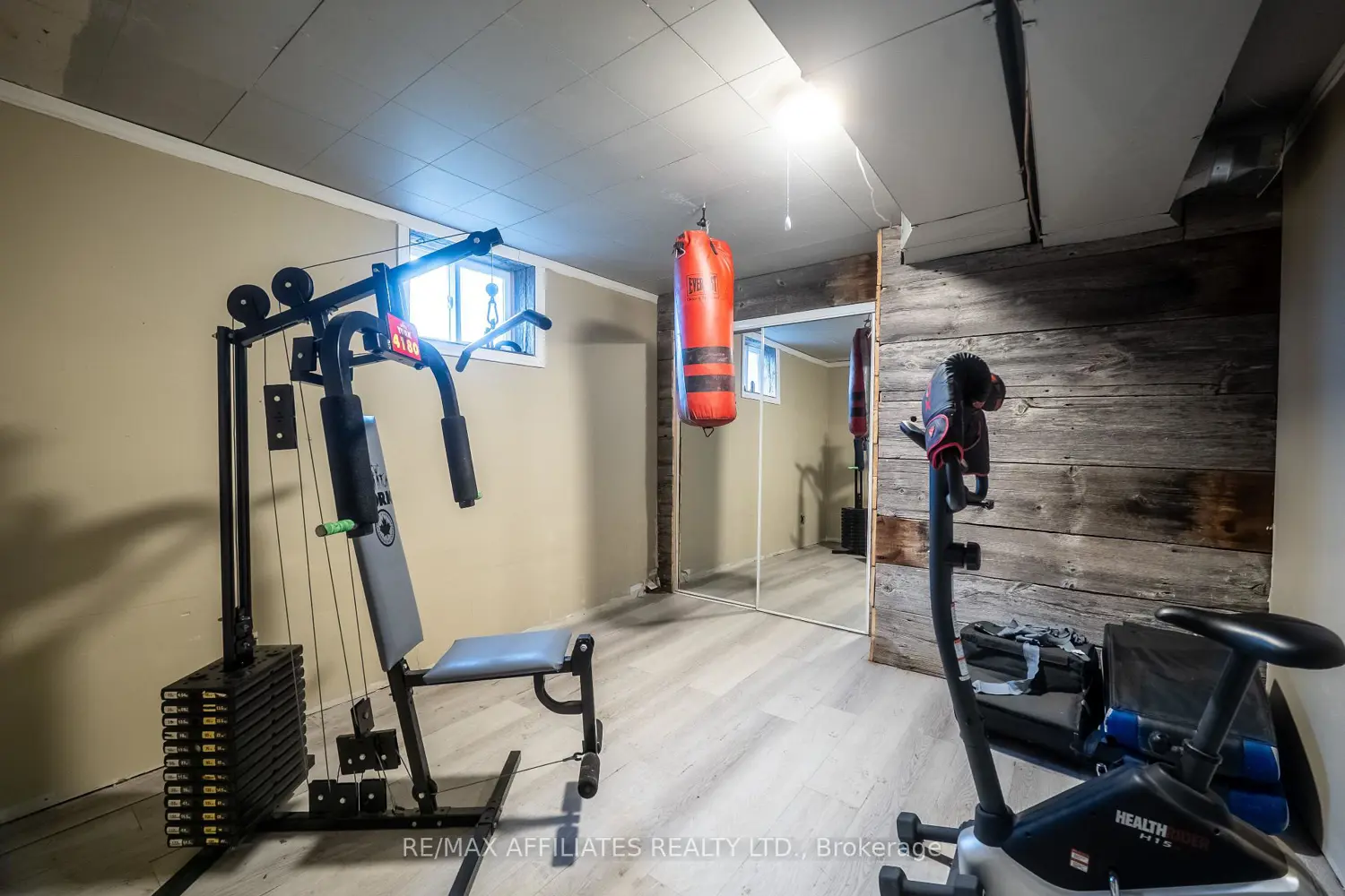 Additional image 20 of 885 Townline Road