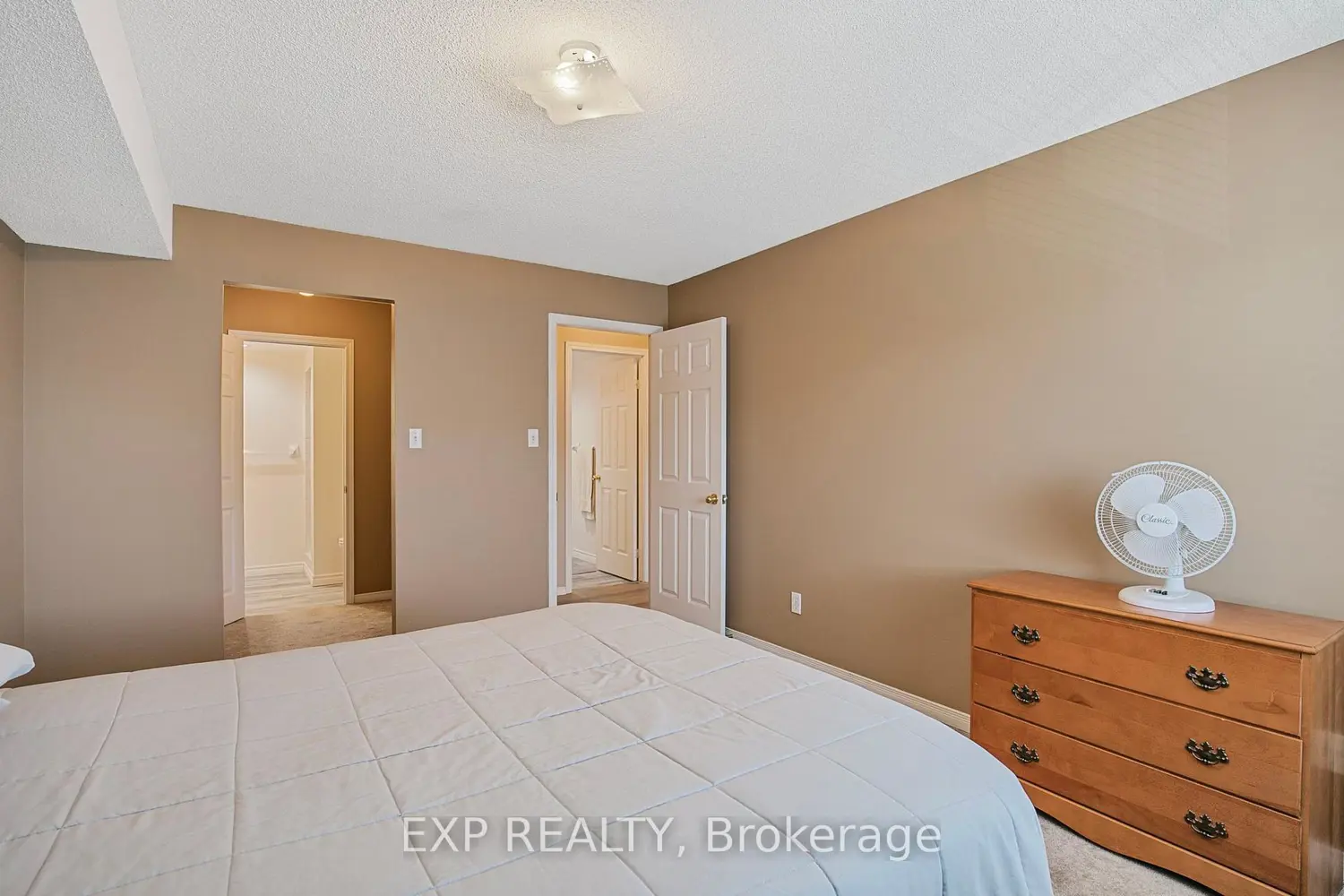 Additional image 16 of 107 Bond Street 303