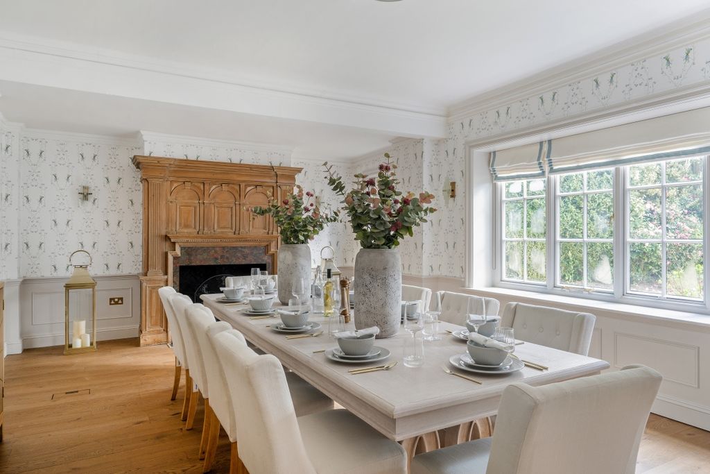 Additional image 10 of 10 bed detached house to rentPriors Hatch Lane, Hurtmore, Godalming GU7