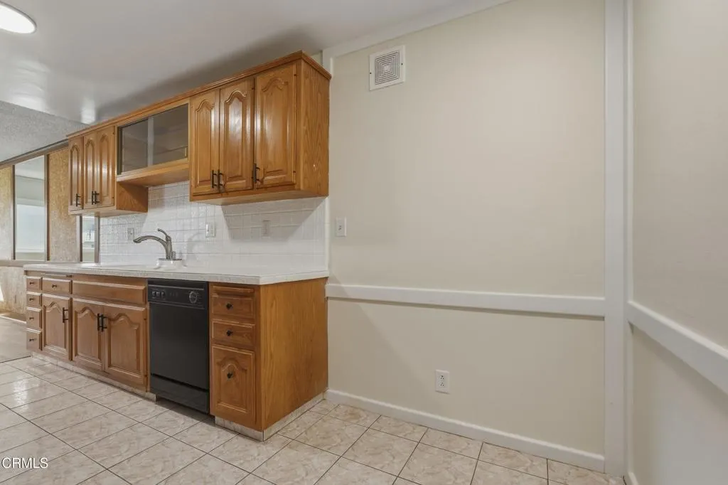 Additional image 15 of 320 E Stocker Street Unit 205, Glendale, CA 91207